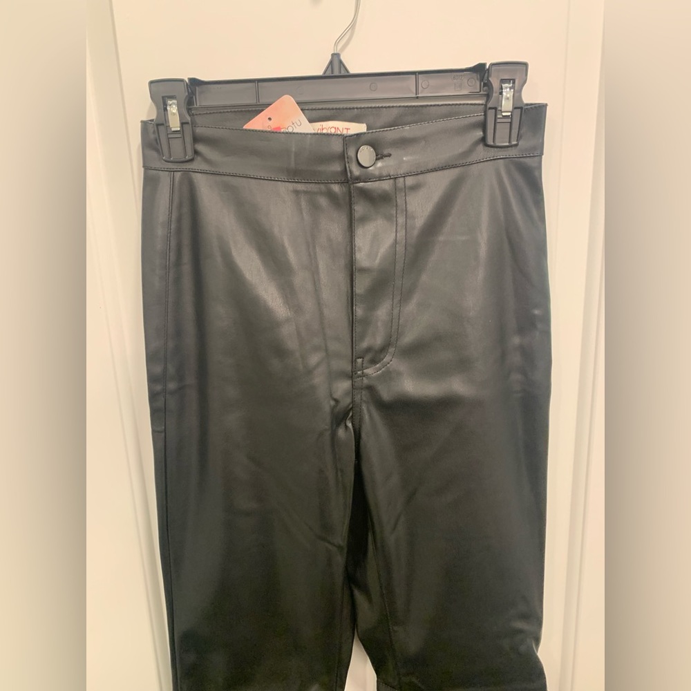 NWT Faux leather pants - Picture 6 of 8
